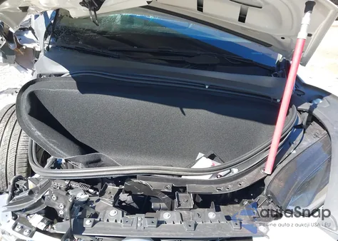 2024 Tesla Model X Long Range z USA, uszkodzony, nr VIN 7SAXCBE54RF460155